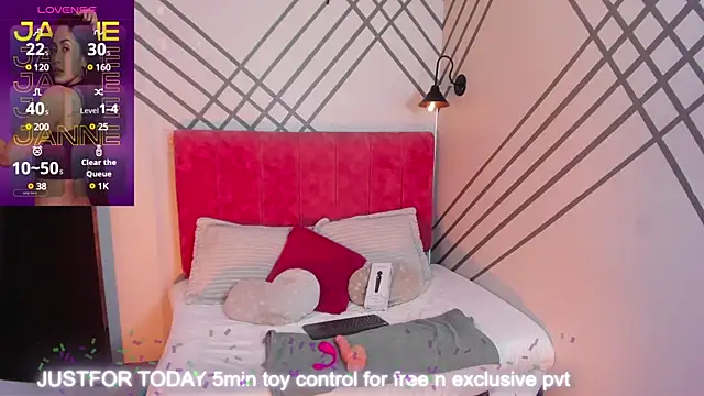 Snapshot of Janne_lee chatting on 02.13.25 Janne lee online show from 02.13.25