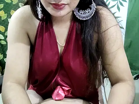 Snapshot of Aarvi_Arora chatting on 02.17.25 Aarvi Arora online show from 02.17.25