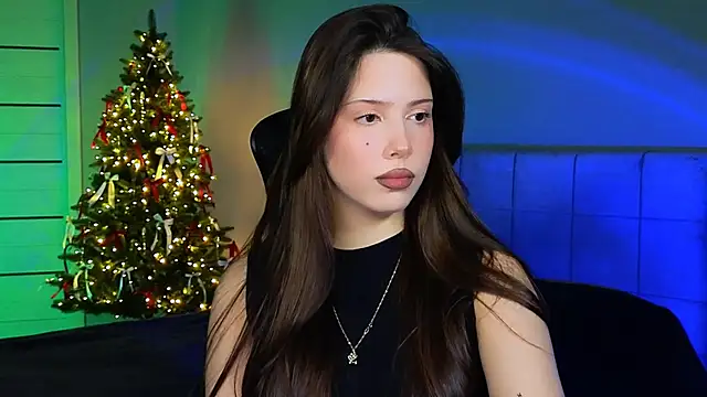 Snapshot of Stacy_Gonzales_ chatting on 12.19.24 Stacy Gonzales  online show from 12.19.24