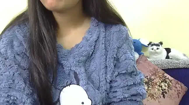 Snapshot of WildRuhi20 chatting on 12.21.24 WildRuhi20 online show from 12.21.24