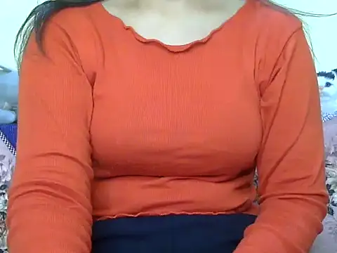 Snapshot of WildRuhi20 chatting on 01.11.25 WildRuhi20 online show from 01.11.25