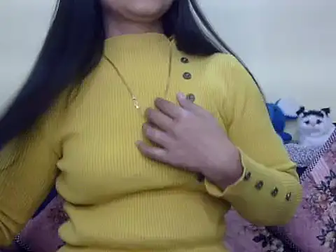 Snapshot of WildRuhi20 chatting on 01.18.25 WildRuhi20 online show from 01.18.25