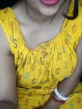 Snapshot of Wifesuman40 chatting on 01.04.25 Wifesuman40 online show from 01.04.25