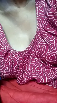 Snapshot of Wifesuman40 chatting on 01.19.25 Wifesuman40 online show from 01.19.25