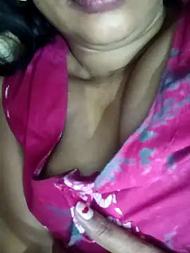 Snapshot of Wifesuman40 chatting on 03.06.25 Wifesuman40 online show from 03.06.25