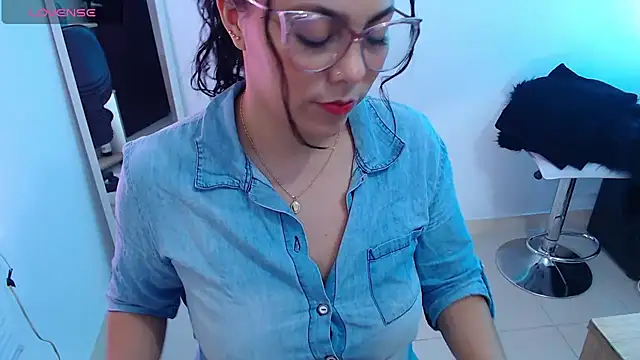 Snapshot of Mailywindsor chatting on 03.01.25 Mailywindsor online show from 03.01.25