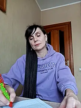 Francenia lolis online show from 02.04.25