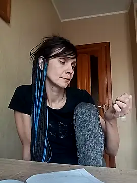 Francenia lolis online show from 10.30.25