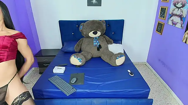 Snapshot of Maevewild chatting on 01.17.25 Maevewild online show from 01.17.25