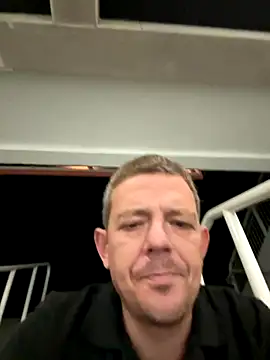 Snapshot of mrwright878787 chatting on 10.12.25 mrwright878787 online show from 10.12.25