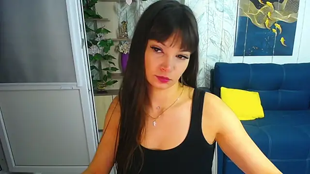 GoldenLadyyy online show from 10.28.25