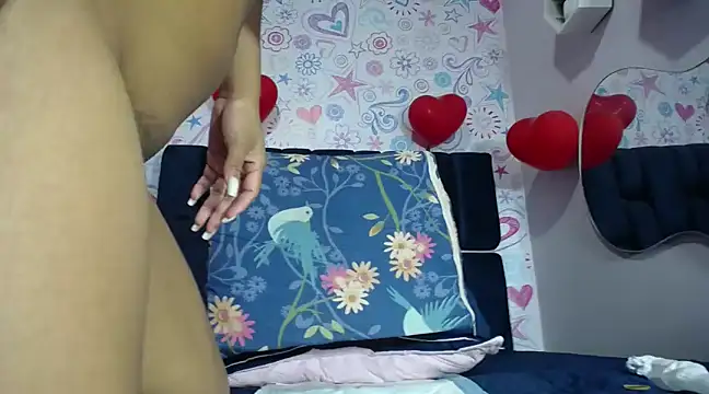 KOURTNEY-- online show from 02.25.25