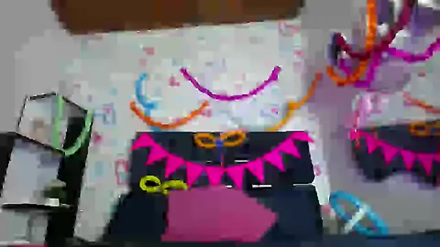 KOURTNEY-- online show from 03.03.25