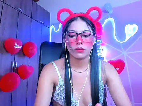 Snapshot of _ALLYSON18_ chatting on 02.17.25 ALLYSON18 online show from 02.17.25