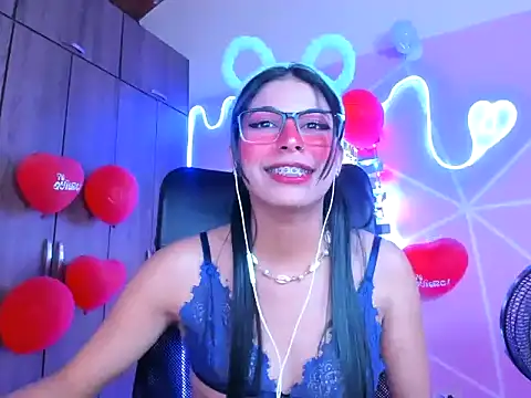 Snapshot of _ALLYSON18_ chatting on 02.19.25 ALLYSON18 online show from 02.19.25