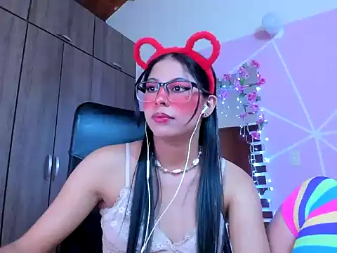 Snapshot of _ALLYSON18_ chatting on 03.07.25 ALLYSON18 online show from 03.07.25