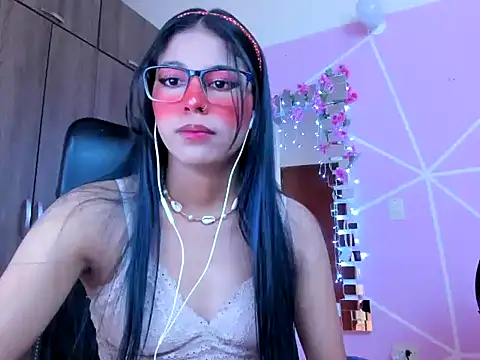 Snapshot of _ALLYSON18_ chatting on 03.12.25 ALLYSON18 online show from 03.12.25