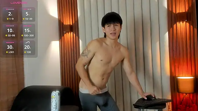 Snapshot of Ryo_kush chatting on 09.26.25 Ryo kush online show from 09.26.25