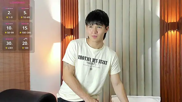 Snapshot of Ryo_kush chatting on 10.20.25 Ryo kush online show from 10.20.25