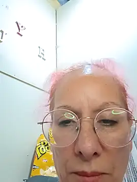 Snapshot of JessyCospXXX chatting on 02.16.25 JessyCospXXX online show from 02.16.25