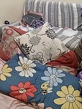 Snapshot of JessyCospXXX chatting on 03.21.25 JessyCospXXX online show from 03.21.25