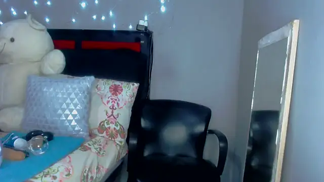 MissBigNipples online show from 01.17.25