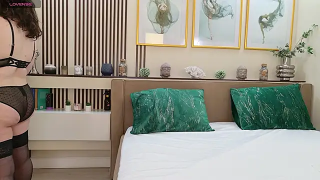 Snapshot of JESSYKA chatting on 03.07.25 JESSYKA online show from 03.07.25