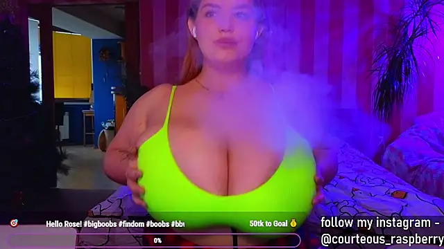 Snapshot of courteous_raspberrry chatting on 12.22.24 courteous raspberrry online show from 12.22.24