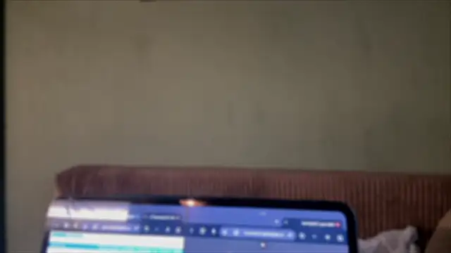 Snapshot of courteous_raspberrry chatting on 10.10.25 courteous raspberrry online show from 10.10.25