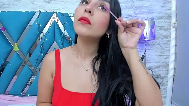 Snapshot of _miaquevedo_ chatting on 12.24.24 miaquevedo online show from 12.24.24