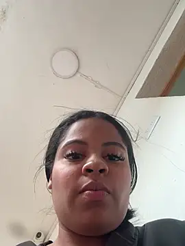 SussiSotto online show from 12.21.24