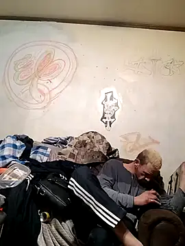 Snapshot of gettinit2wice chatting on 12.02.24 gettinit2wice online show from 12.02.24