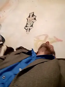 Snapshot of gettinit2wice chatting on 02.17.25 gettinit2wice online show from 02.17.25