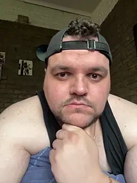 Snapshot of Mikey-HH chatting on 12.02.24 Mikey-HH online show from 12.02.24