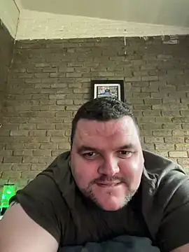 Snapshot of Mikey-HH chatting on 01.13.25 Mikey-HH online show from 01.13.25