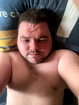 Snapshot of Mikey-HH chatting on 09.10.25 Mikey-HH online show from 09.10.25