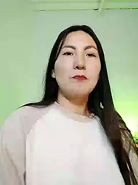 Elle Lee  online show from 02.06.25