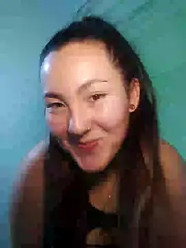 Elle Lee  online show from 02.12.25