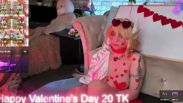 Snapshot of Alex_Howell chatting on 02.15.25 Alex Howell online show from 02.15.25