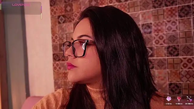 Sophia wilsonn  online show from 10.26.25