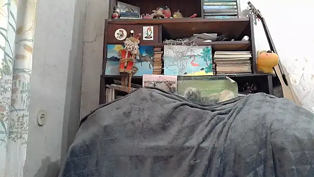 Snapshot of RitaSunnyX chatting on 02.08.25 RitaSunnyX online show from 02.08.25