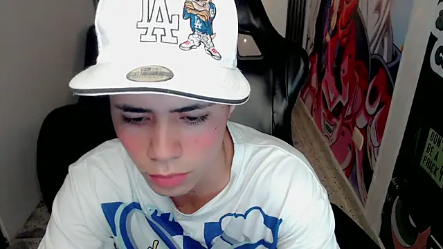 Snapshot of bby_santi chatting on 02.13.25 bby santi online show from 02.13.25