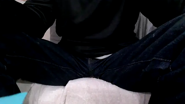 Snapshot of JohnnyKorrupt_ chatting on 10.16.25 JohnnyKorrupt online show from 10.16.25