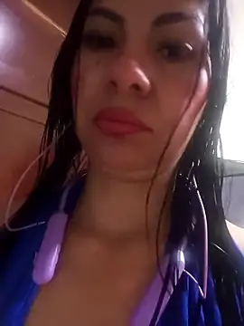 Snapshot of saralunabella chatting on 02.25.25 saralunabella online show from 02.25.25
