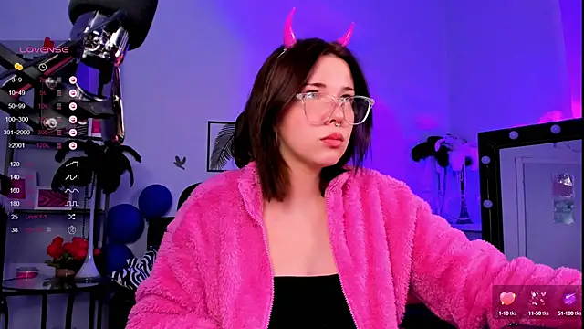 AliceSunday online show from 01.21.25