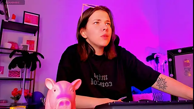 AliceSunday online show from 01.26.25