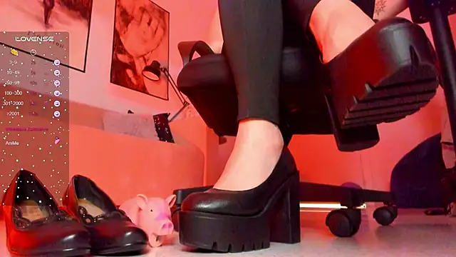 AliceSunday online show from 02.02.25