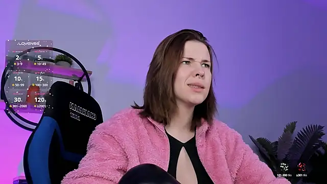 AliceSunday online show from 02.12.25