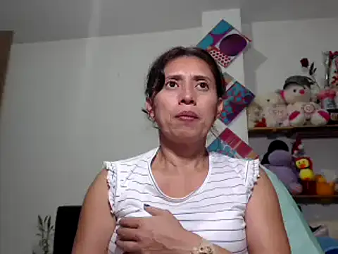 Snapshot of sexy_mary_69 chatting on 01.18.25 sexy mary 69 online show from 01.18.25