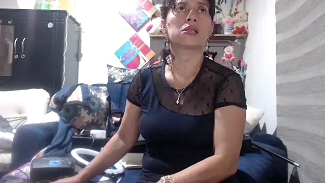 Snapshot of sexy_mary_69 chatting on 10.14.25 sexy mary 69 online show from 10.14.25